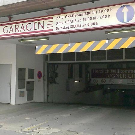 Apartment Zentral Direkt An U-Bahn Station Вена Экстерьер фото